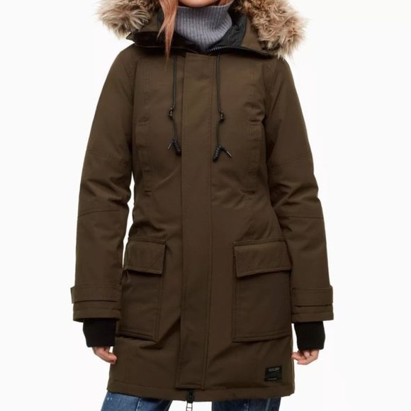 Aritzia TNA Bancroft Parka in Dark Olive - Medium - Picture 2 of 6